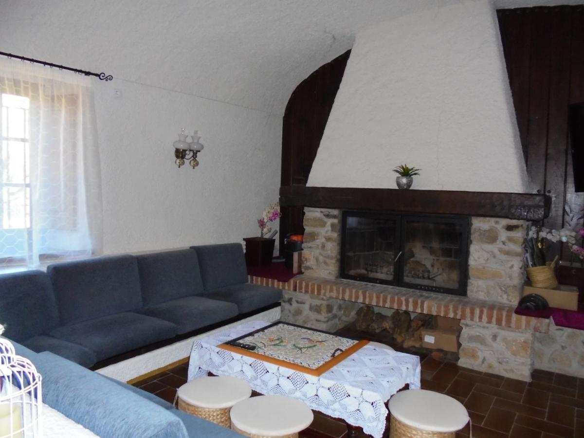 Casa rural Cal Fuster Experience Terrades Exterior foto